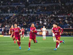 شاهد.. مالين يسجل "هاتريك" مع روما ويطارد أرقام هاري كين