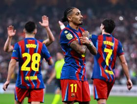 رافينيا يغيب عن برشلونة أمام ريال سوسيداد بسبب الإصابة