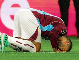 محمد صلاح ثالث لاعب في التاريخ يصنع ويسجل في جميع بطولات "يويفا" للأندية