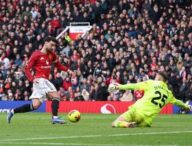 برونو فرنانديز يصنع 60 هدفاً ويحتل المركز الثاني خلف "ملك الأسيست"