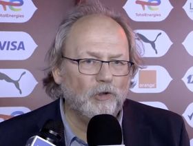 مدرب مالي ينتقد التحكيم أمام المغرب ويستهدف الصدارة