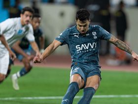 الهلال يبلغ ربع نهائي كأس الملك بفوز متواضع على الأخدود