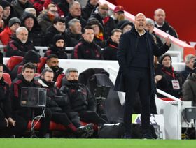 هل سيلعب محمد صلاح المباراة المقبلة؟ سلوت يعرف الإجابة من الآن