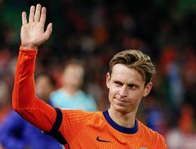 دي يونغ يغادر معسكر المنتخب الهولندي مصاباً