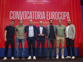 الاتحاد الإسباني يجدد عقد المدرب دي لا فوينتي حتى مونديال 2026