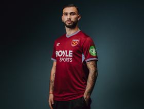 وست هام يونايتد يضم المهاجم الأرجنتيني كاستيلانوس من لاتسيو