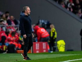 فليك راض عن رد فعل برشلونة أمام ليفانتي بعد أسبوع صعب