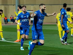 شاهد.. الهلال يكتسح الحزم ويصبح على بُعد 5 نقاط من النصر