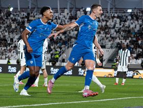 سافيتش الأفضل وواتكينز بين الأسوأ في مباراة الهلال والشباب