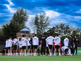 عودة الثنائي المصاب لمران منتخب مصر.. وشكوك حول محمد صلاح
