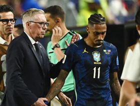 صدمة في معسكر البرازيل.. إصابة رافينيا تهدد حلم المونديال