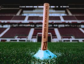 كيف خسر ميتز "عصا بوربوت" الرمزية لمصلحة بريست بالدوري الفرنسي؟