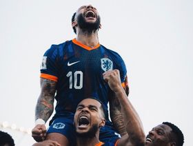 ديباي يحطّم رقم فان بيرسي ويتربع على عرش هدافي هولندا