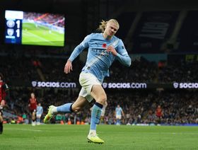 إيرلينغ هالاند "الآلي" يشيد بريان شرقي ويهزأ بـ"مدربي فانتازي"