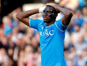 ثمانية عمالقة يطاردون أوسيمين.. واللاعب يتأنّى قبل الاختيار