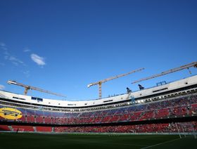 بعد تسرب المياه.. فضيحة جديدة في "كامب نو" قبل لقاء برشلونة وكوبنهاغن