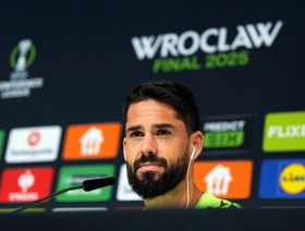 الكشف عن طبيعة إصابة إيسكو ومدة غيابه عن الملاعب