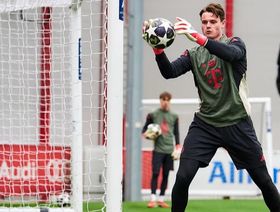 بايرن يستعيد نوير وأوربيغ.. وكومباني في انتظار قرار الأطباء