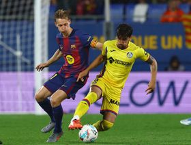 فرينكي دي يونغ يقلق برشلونة قبل موقعته مع ريال مدريد