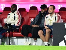 كومباني يغيب عن تدريبات بايرن وقد يقود مواجهة أرسنال "دون وقوف"