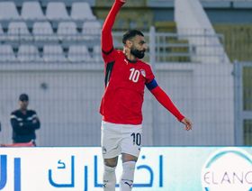 صلاح ينفرد برقم قياسي ويقترب من "العميد"