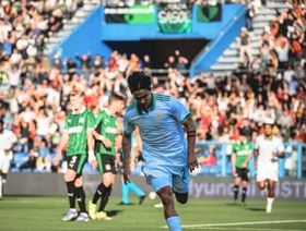 شاهد.. باولو ديبالا يقود روما لصدارة الدوري الإيطالي مناصفة مع نابولي