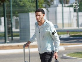استدعاء عادل بوربعة لمنتخب الجزائر لتعويض نبيل بن طالب