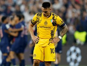 "كلمة محذوفة" تتسبب في أزمة لإنتر ميلان ولاوتارو مارتينيز