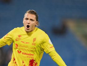 القادسية يهزم النجمة وكينونيس يهدد عرش رونالدو بالهدافين