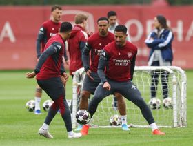 هل يستفيد أرسنال من هشاشة دفاع باريس سان جيرمان وبايرن ميونيخ؟