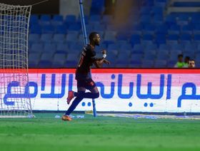 شاهد.. هدف مُذهل في الدقيقة 104 وفوز عجيب للرياض على الخليج