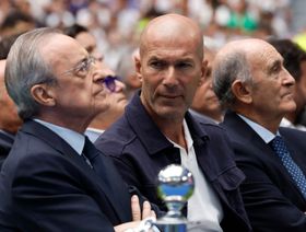 زين الدين زيدان يكشف سبب اعتزاله.. وأهم صفة للمدرب الناجح