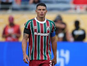 هل يعيد ميلان مدافعه الأسطوري بعد 13 عاماً على رحيله؟