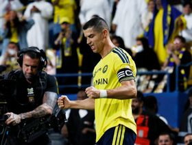 شاهد.. كريستيانو رونالدو يشعل غرفة ملابس النصر بخطاب قوي
