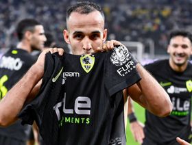 ناصر منسي يعتذر بعد إلقاء قميص الزمالك والاحتفال بشكل مسيء