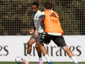 ميليتاو يتعافى بعد كدمة الديربي ويعود لتدريبات ريال مدريد