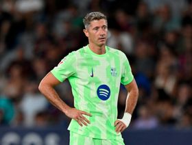 برشلونة يُجهز خليفة ليفاندوفسكي ويقرّبه من الدوري السعودي