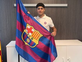 برشلونة يبدأ عملية إنقاذ المهاجم المغربي الواعد إسماعيل زياني