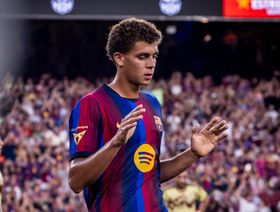 سبورت: برشلونة يحصّن حمزة عبد الكريم بـ150 مليون يورو