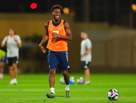 شاهد.. كومان يُسجل هدفه الأول مع النصر على طريقة فان بيرسي