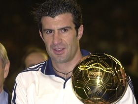 لويس فيغو يوضح لـ"الشرق".. هل يميل عاطفياً لريال مدريد أم لبرشلونة؟