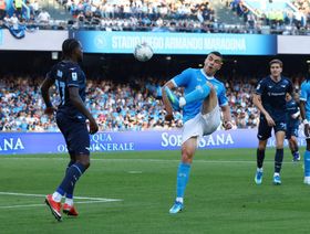 إنتر يلامس اللقب .. لاتسيو يُخرج نابولي من سباق التتويج بالدوري الإيطالي