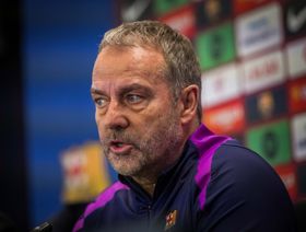 فليك يطالب برشلونة بـ"الشراسة" ضد جيرونا ويزف نبأ سعيداً