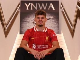 ليفربول يضمّ الظهير الأيسر المجري ميلوش كيركيز من بورنموث