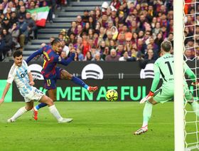 رافينيا يعترف بمعاناة برشلونة في الفوز على أوفييدو