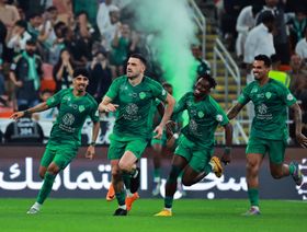 المدير الرياضي للأهلي يعتذر لرونالدو وفيليكس بسبب احتفاله