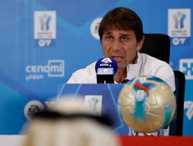 هل يشارك لوبوتكا ولوكاكو مع نابولي ضد ميلان في السوبر الإيطالي؟