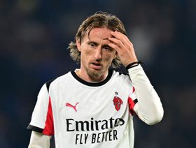 شاهد.. ميلان يسقط في فخ التعادل للمرة الثانية توالياً بالدوري الإيطالي