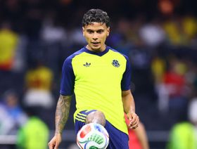 تقرير: الاتحاد يقترب من صفقة ريوس لاعب بنفيكا بمقابل زهيد