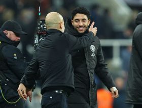 فريق إنجليزي "متألق" يستهدف عمر مرموش ومانشستر سيتي يحدد بديله